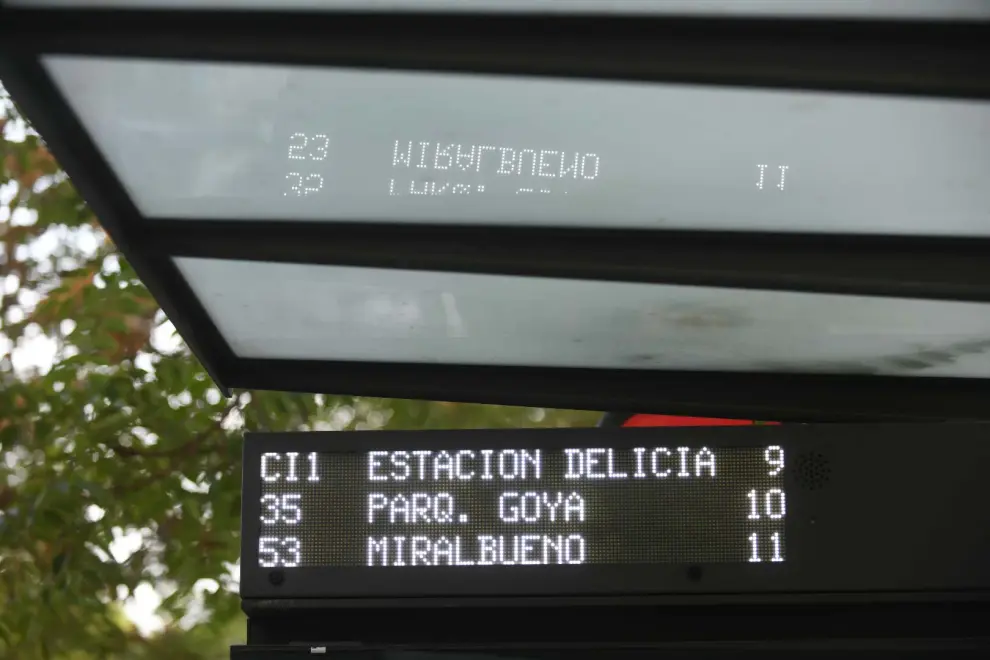 Afecciones por la huelga del bus en Zaragoza en la vuelta al colegio