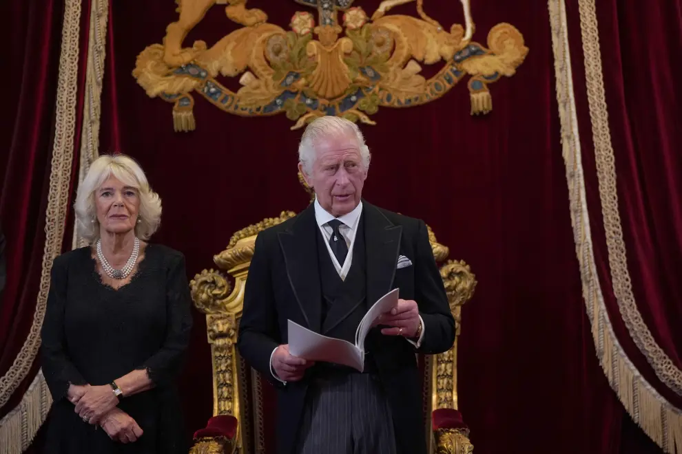 Proclamación de Carlos III como rey de Inglaterra.