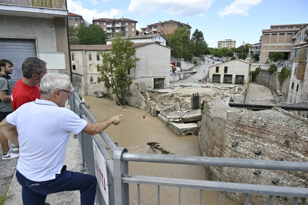 At least 8 killed in overnight flash floods in central Italy
