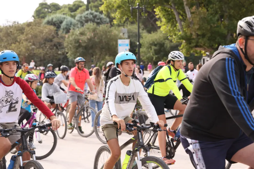 Fotos de la marcha ciclista familiar por Zaragoza