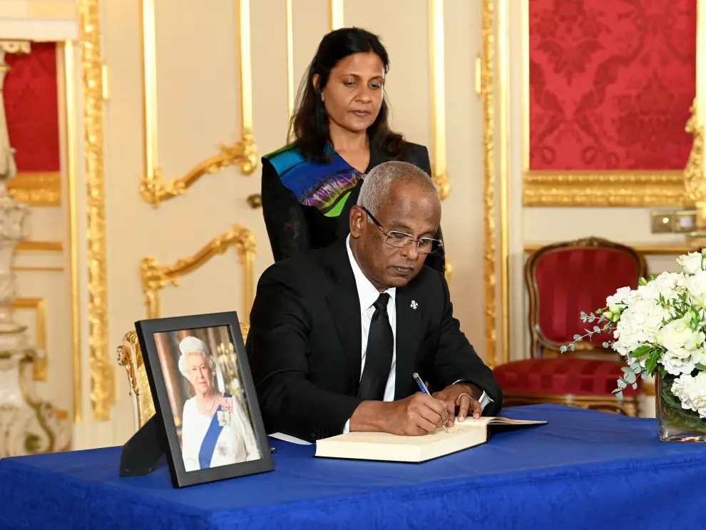 Panamanian Ambassador Natalia Royo de Hagerman signs a book of condolence at Lancaster House in London, following the death of Queen Elizabeth II. Picture date: Sunday September 18, 2022. Jonathan Hordle/Pool via REUTERS BRITAIN-ROYALS/QUEEN