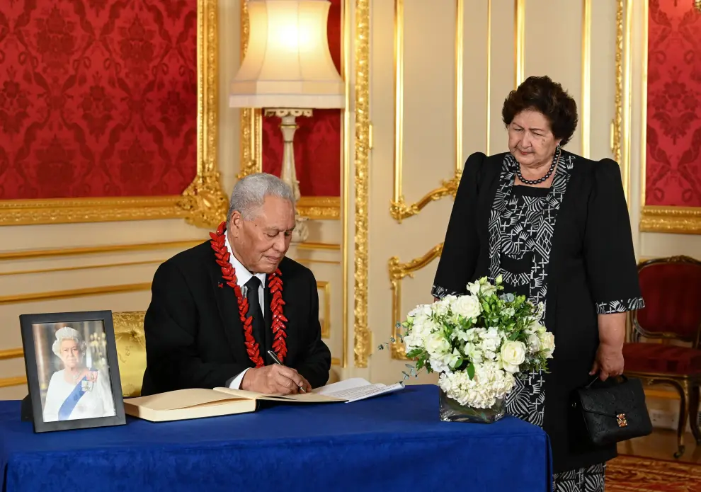 Serbian Prime Minister Ana Brnabic signs a book of condolence at Lancaster House in London, following the death of Queen Elizabeth II. Picture date: Sunday September 18, 2022. Jonathan Hordle/Pool via REUTERS BRITAIN-ROYALS/QUEEN