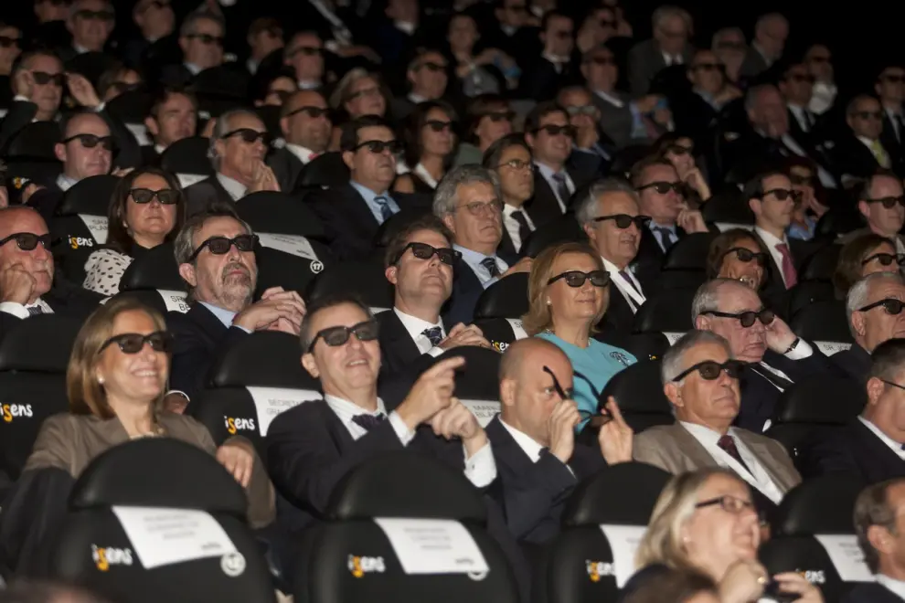 Unos 400 invitados estrenaron la sala ‘iSens’, con gafas 3D.