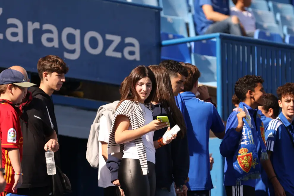 Imágenes de la afición zaragocista en el partido del Real Zaragoza contra el Oviedo.