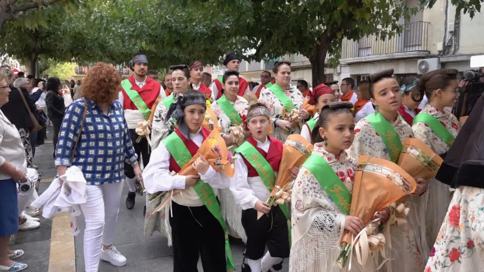La asistencia a todos los actos del día grande de las fiestas de Fraga ha sido multitudinaria, tanto en la ofrenda como en la plaza de toros o el musical.
