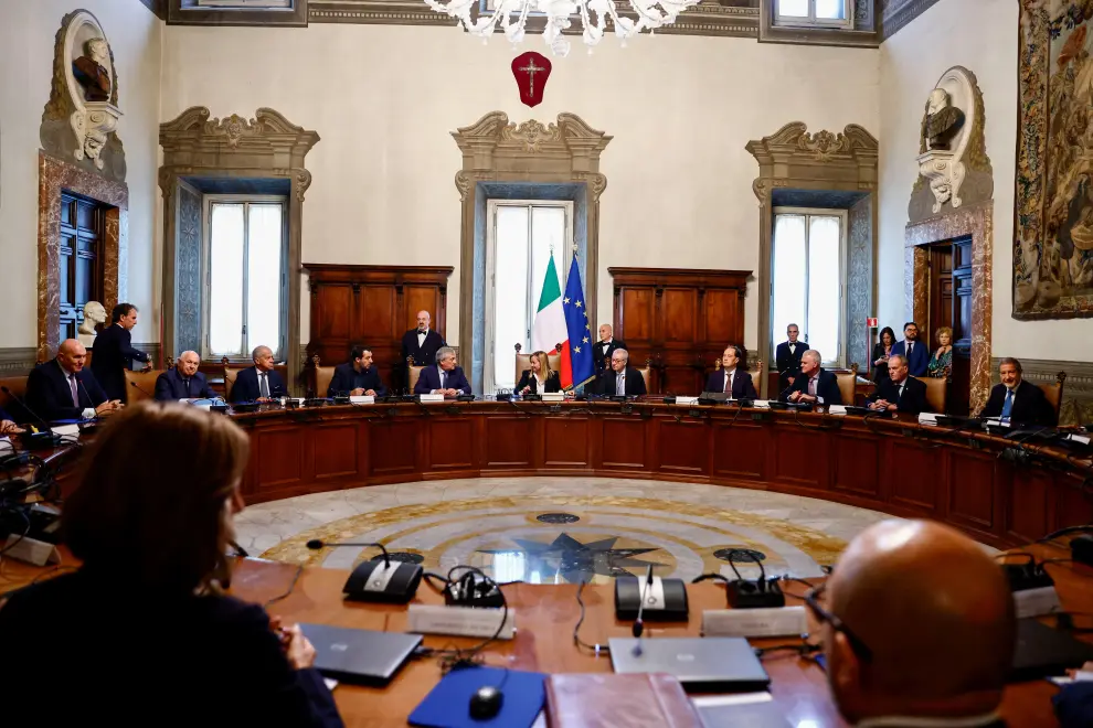 First new cabinet meeting at Chigi Palace, in Rome