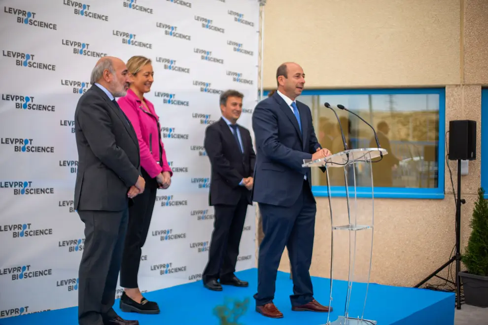 Inauguración de de las nuevas instalaciones de la empresa aragonesa Levprot Bioscience en Calatayud