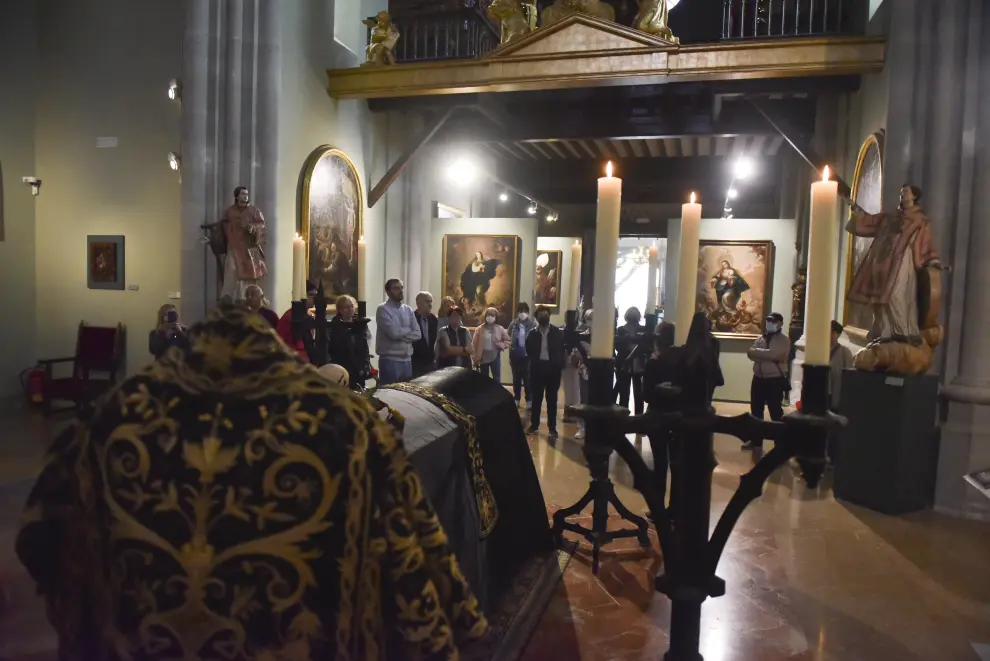 Visitas guiadas especiales a la Catedral funeraria de Huesca por Todos los Santos.