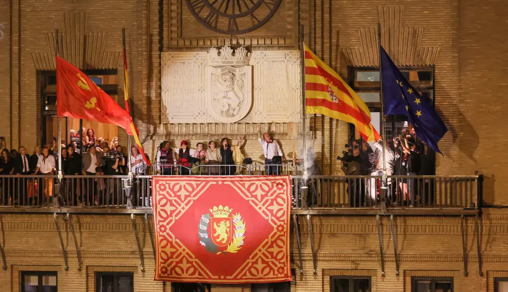 Instante de la lectura del pregón el pasado 8 de octubre en el balcón del Ayuntamiento de Zaragoza.