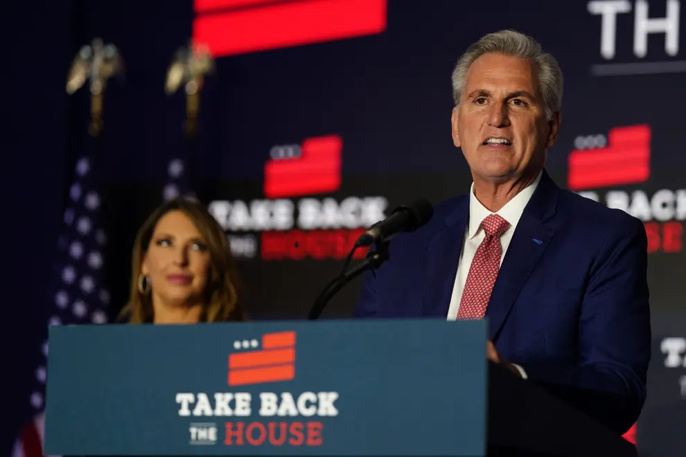 U.S. House Republican Leader Kevin McCarthy (R-CA) addresses supporters at a House Republicans 2022 U.S. midterm election night party in Washington, U.S., November 9, 2022. REUTERS/Tom Brenner USA-ELECTION/MCCARTHY