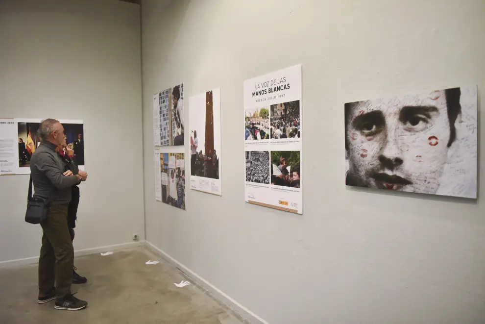 La muestra fotográfica de la Fundación Miguel Ángel Blanco puede verse en el Centro Cultural Manuel Benito Moliner hasta el 2 de diciembre.