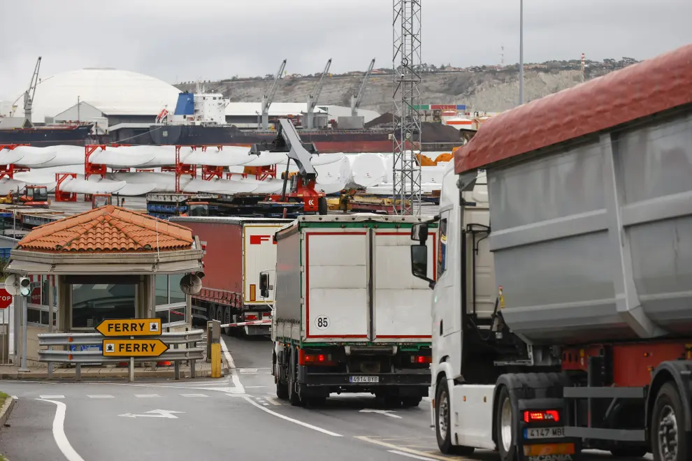 Normalidad en el transporte de mercancías en el Puerto de Bilbao