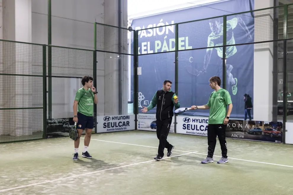 La Escuela de Pádel de El Olivar presume de cantera y de campeones con los hermanos Martina y Guillermo Vera