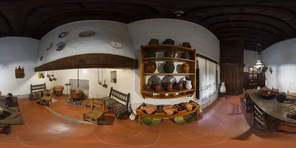 Imagen en 360 grados de la cocina de la Casa Aliaga, del siglo XVI en La Iglesuela.
