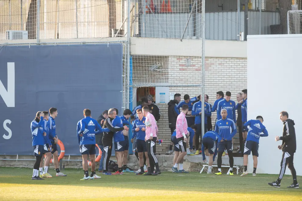 El Real Zaragoza regresa del parón navideño a los entrenamientos en la Ciudad Deportiva