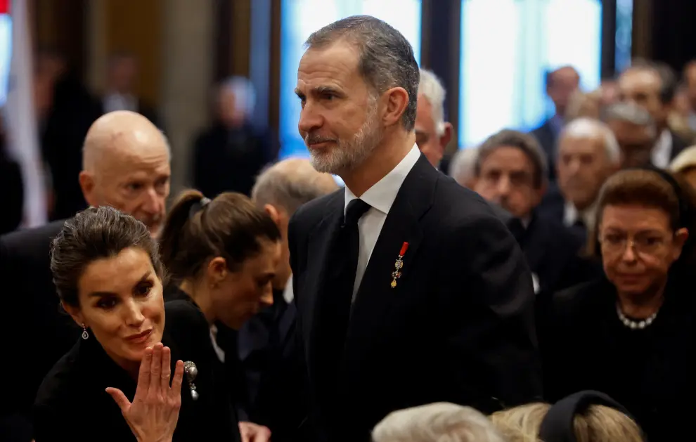Los Reyes de España, en el funeral.