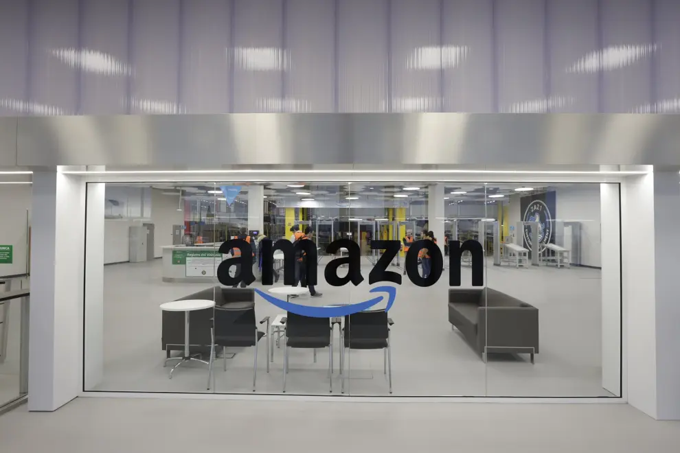 Nueva nave de Amazon en Plaza