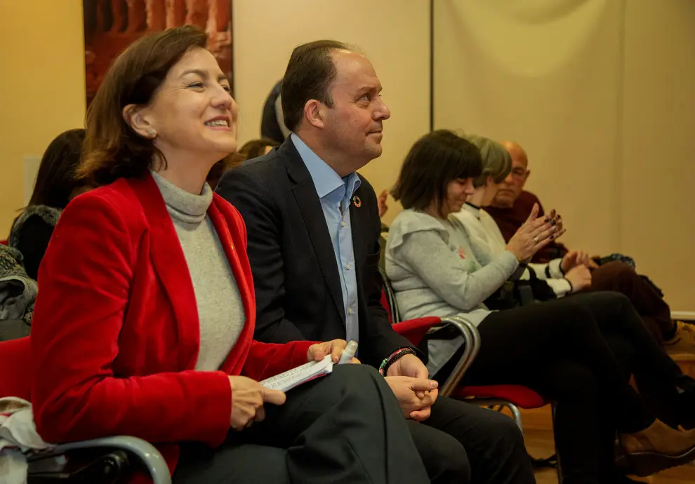Fotos de la charla de a portavoz del PSOE en el Senado, Eva Granados, en Calatayud