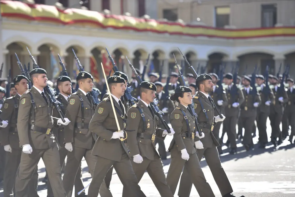 Toma de posesión del general de división José Manuel Vivas en el acuartelamiento Sancho Ramírez de Huesca.