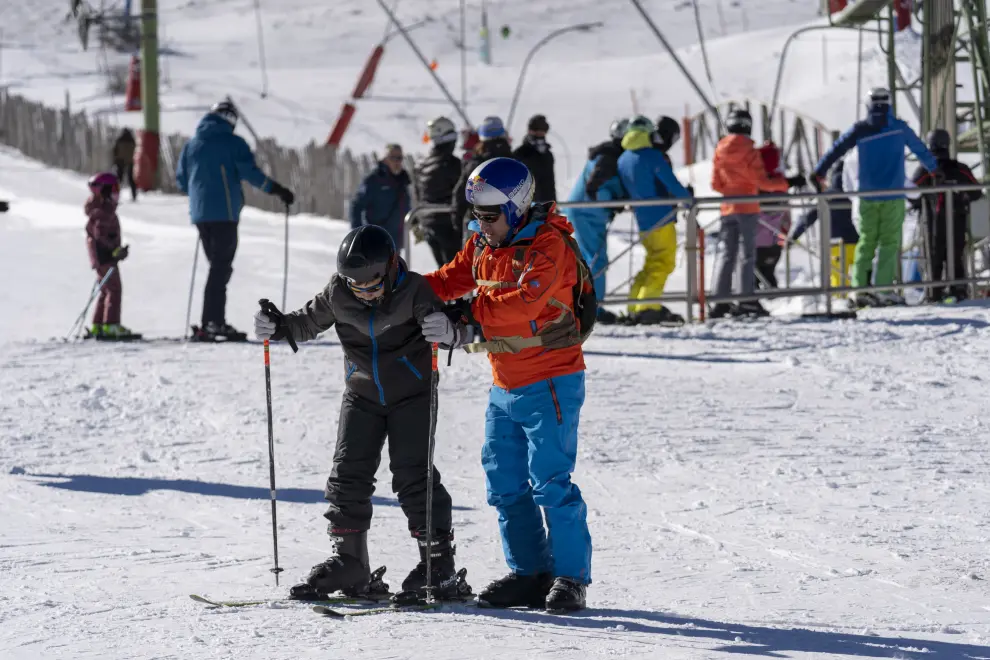 Apertura de la estacion de esqui de Javalambre. Foto Antonio Garcia_Bykofoto_3. 21_01_23[[[FOTOGRAFOS]]]
