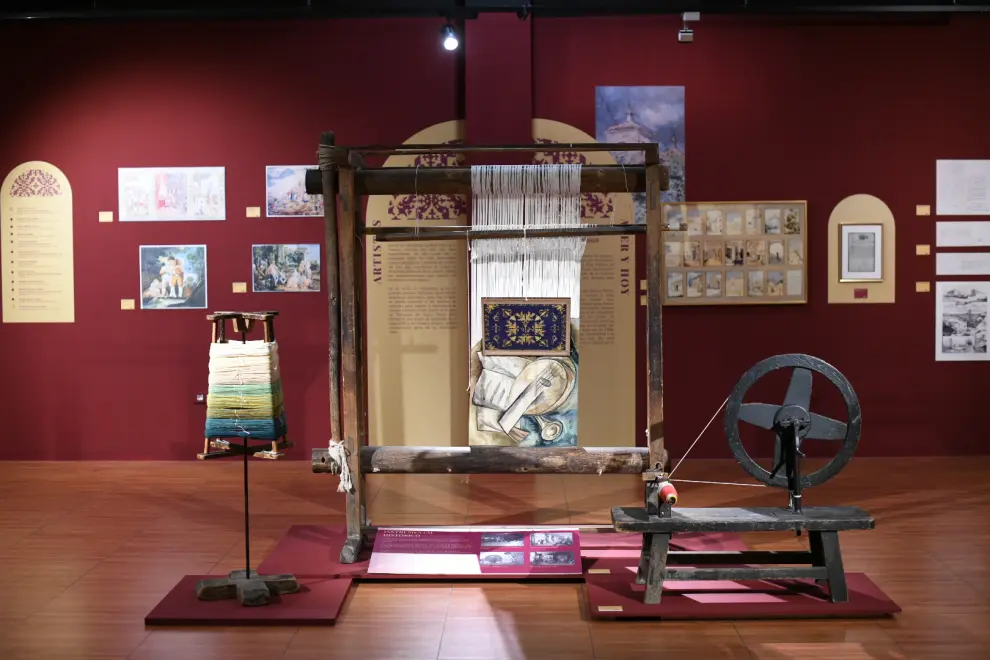 La Real Fábrica de Tapices expone por primera vez en Zaragoza 'La Nevada' de Goya