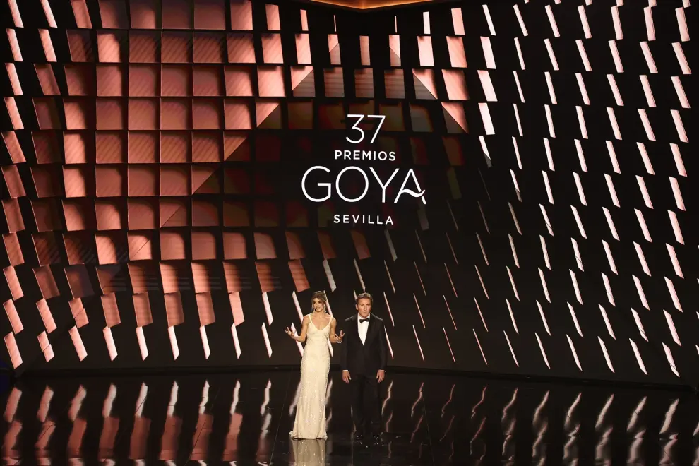 Tras la apertura de Gala, los presentadores Clara Lago y Antonio de la Torre han ido dando paso al resto de homenajes.