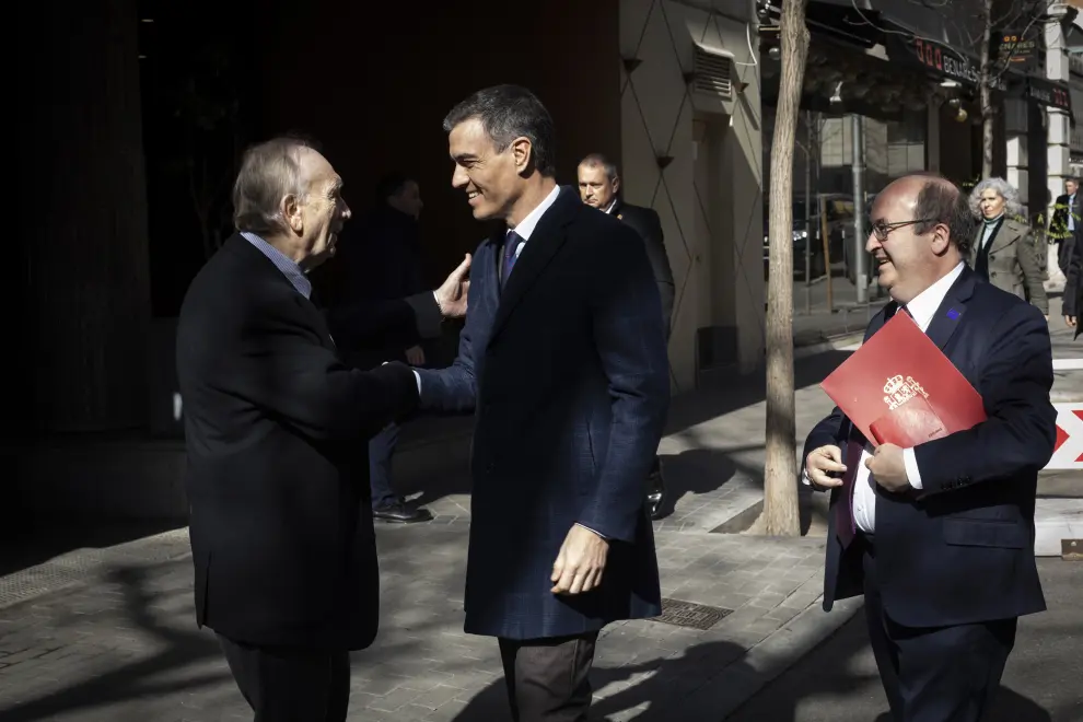 Fotos de la capilla ardiente de Carlos Saura en la Academia de Cine de Madrid