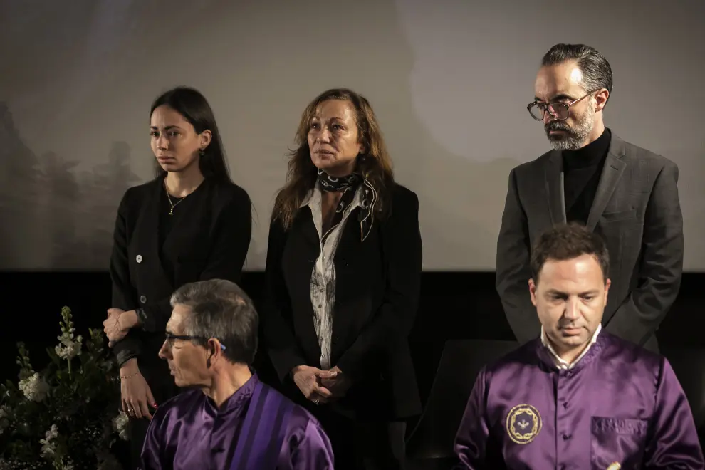 Fotos de la capilla ardiente de Carlos Saura en la Academia de Cine de Madrid