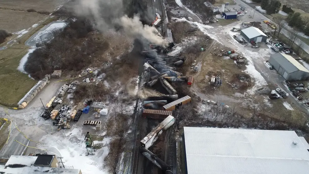 FILE PHOTO: An aerial view shows a plume of smoke, following a train derailment that forced people to evacuate from their homes in East Palestine, Ohio, U.S., February 6, 2023.  REUTERS/Alan Freed/File Photo USA-OHIO/TRAIN-FACTBOX