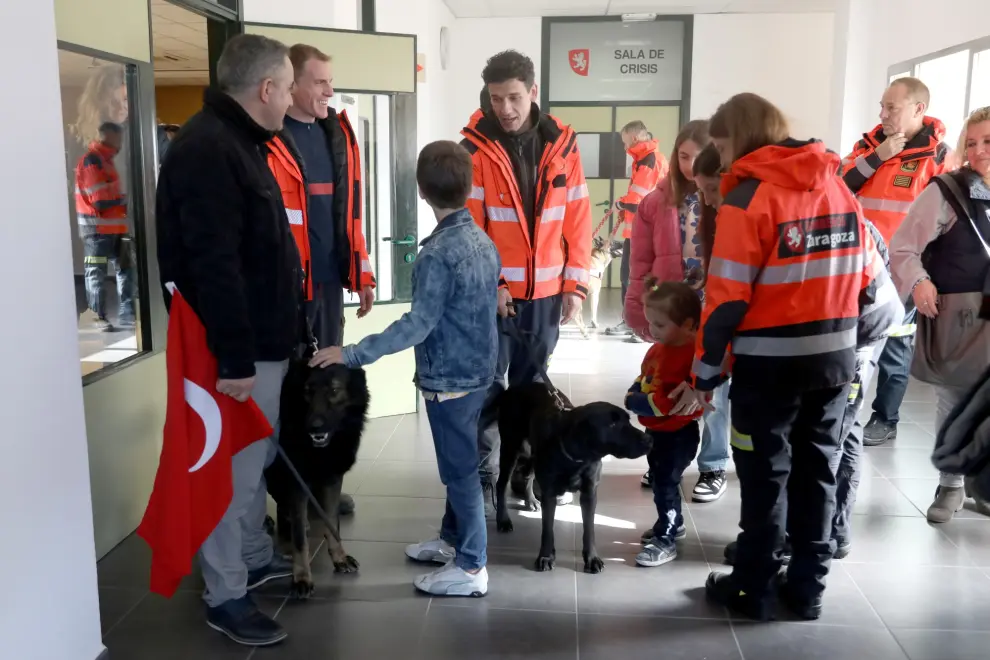 Encuentro de Bomberos desplazados a Turquía con turcos residentes en Zaragoza.