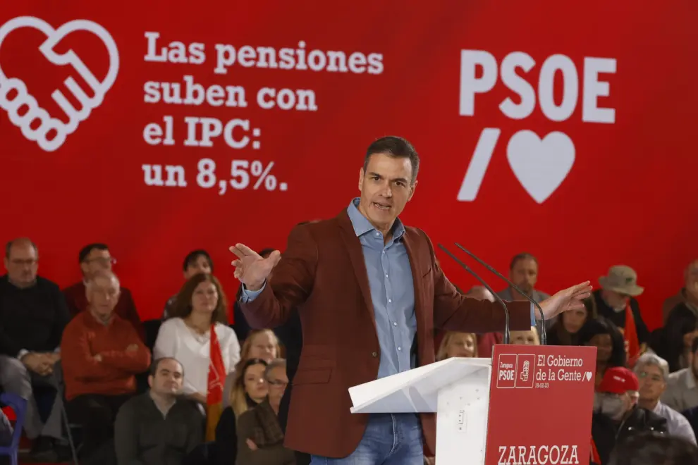 Pedro Sánchez, en Zaragoza, en el acto de presentación de Lola Ranera a la Alcaldía