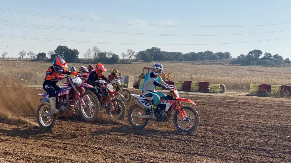 Foto del Campeonato de Aragón de motocross en el circuito de Conchel de Monzón