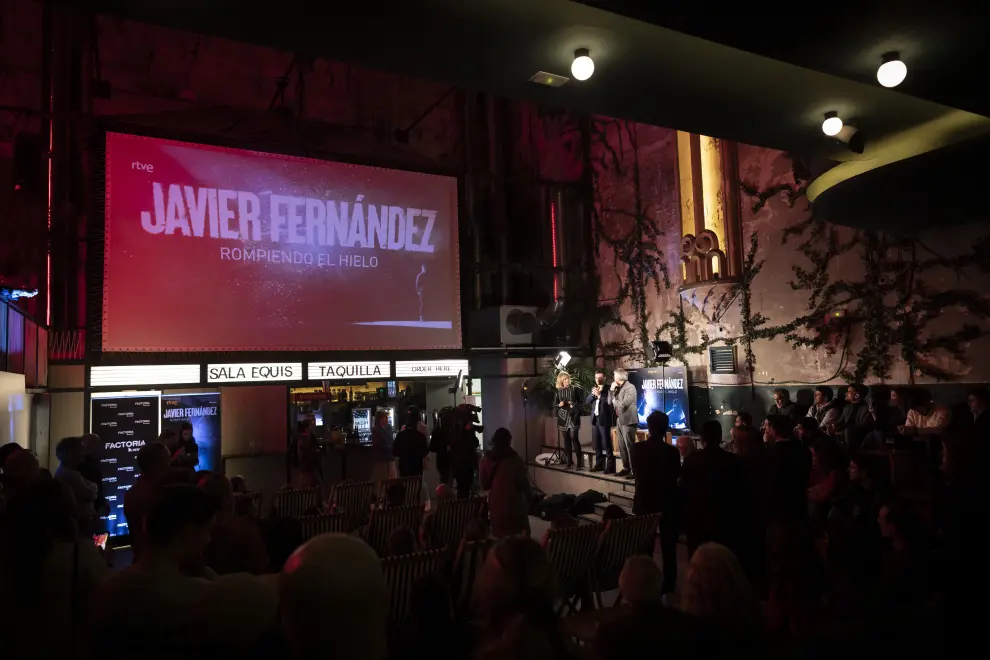 Fotos de la presentación del documental 'Javier Fernández. Rompiendo el hielo'