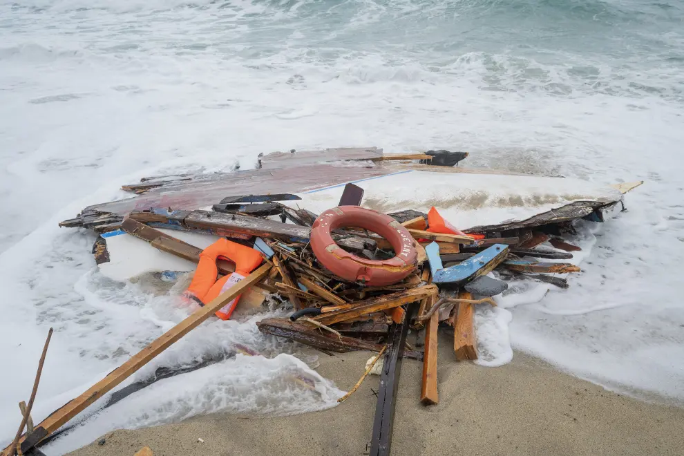 Fotos del naufragio en Calabria (Italia) con más de 60 muertos