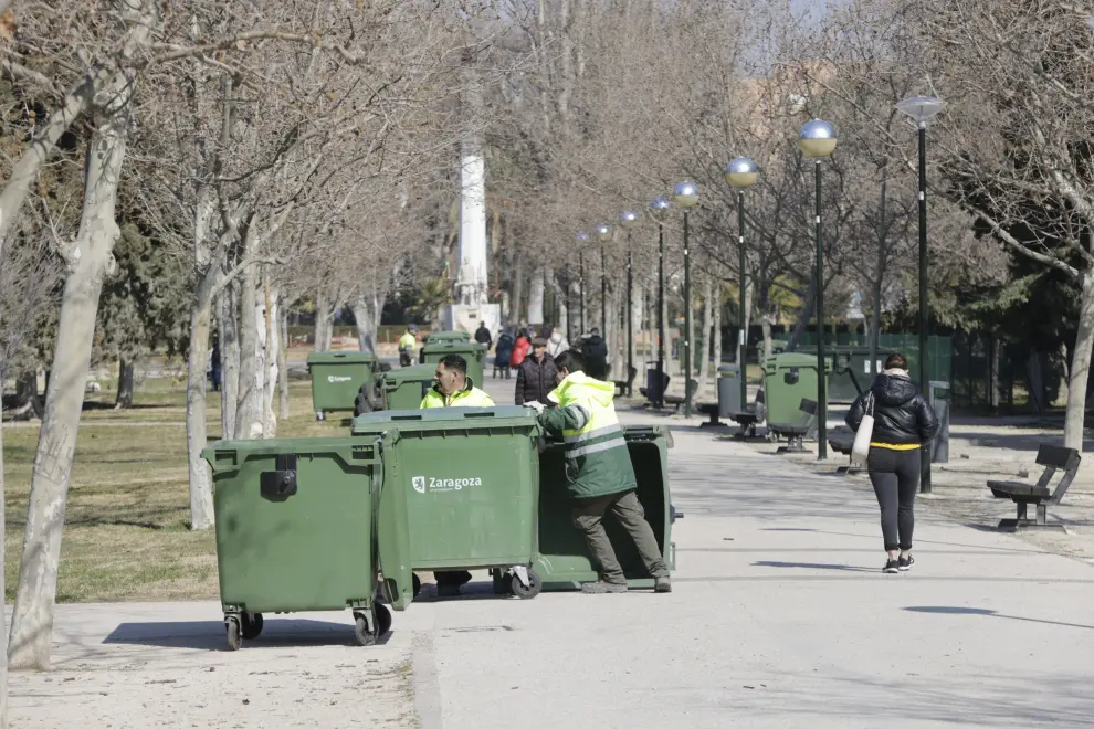Preparativos de la Cincomarzada en el parque Tío Jorge de Zaragoza.