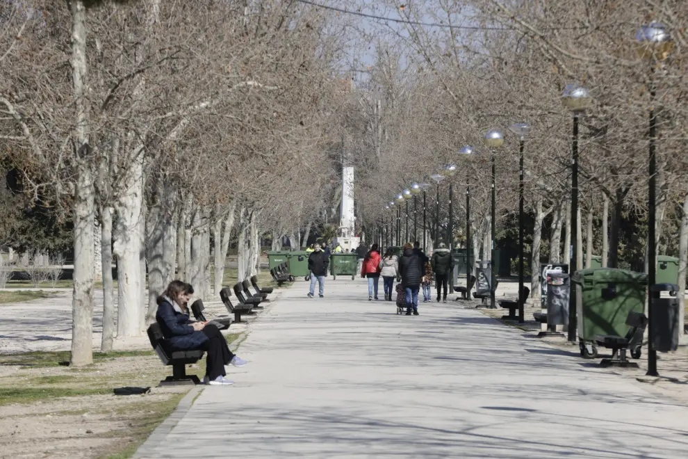 Preparativos de la Cincomarzada en el parque Tío Jorge de Zaragoza.