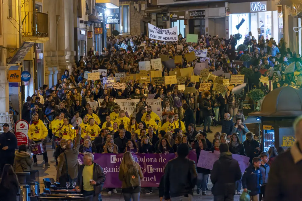 Manifestacion del dia de la mujer 8M en Teruel. foto Antonio garcia_bykofoto_3. 08_03_23[[[FOTOGRAFOS]]]