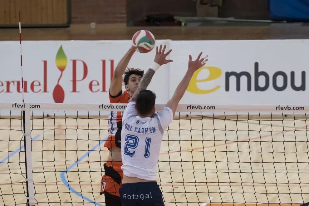 Foto del partido de Superliga de voleibol: Pamesa Teruel-Boiro, en el pabellón Los Planos