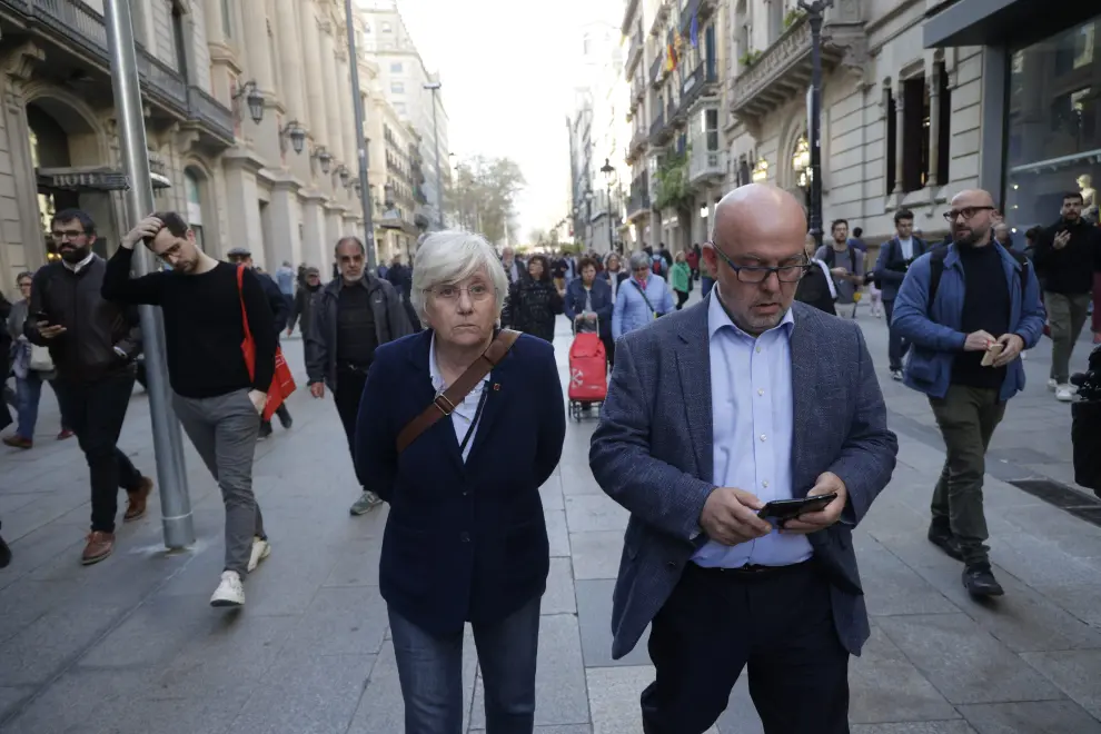 Detienen a la eurodiputada de JxCat Clara Ponsatí en Barcelona.