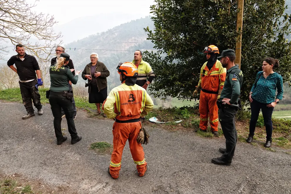 Bomberos trabajando en los incendios en Asturias.