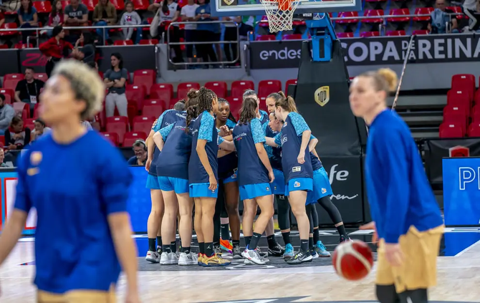 Copa de la Reina de baloncesto en Zaragoza: partido de cuartos de final Perfumerías Avenida-Barça