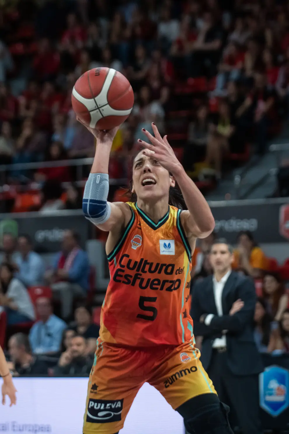 Copa de la Reina de baloncesto en Zaragoza: partido Valencia Basket-Movistar Estudiantes