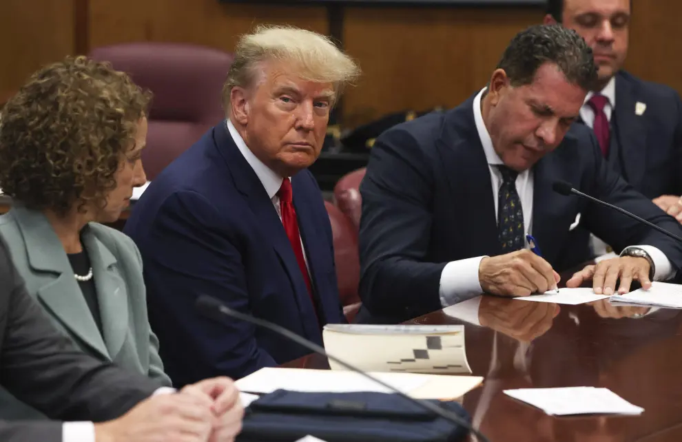 El expresidente estadounidense Donald Trump comparece ante un tribunal en la ciudad de Nueva York