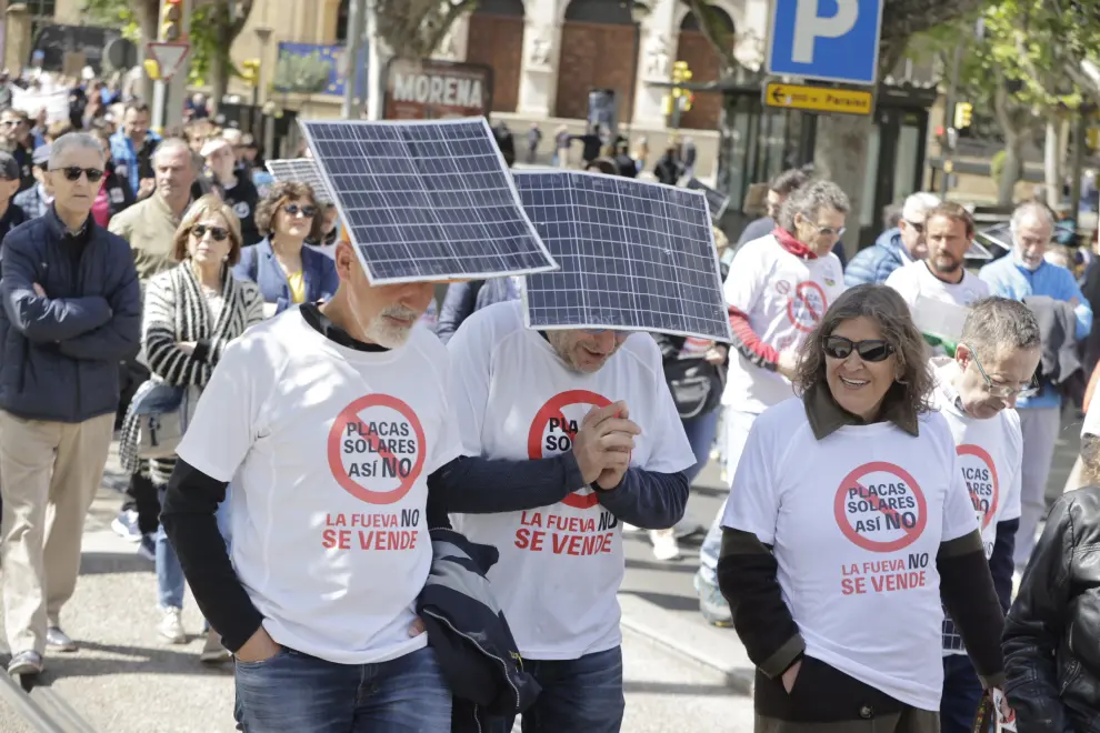 Manifestación contra las renovables.