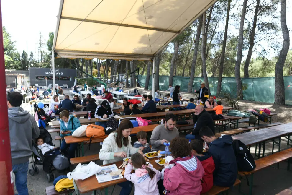 Decenas de personas disfrutan de la fiesta HERALDO en el Parque de Atracciones