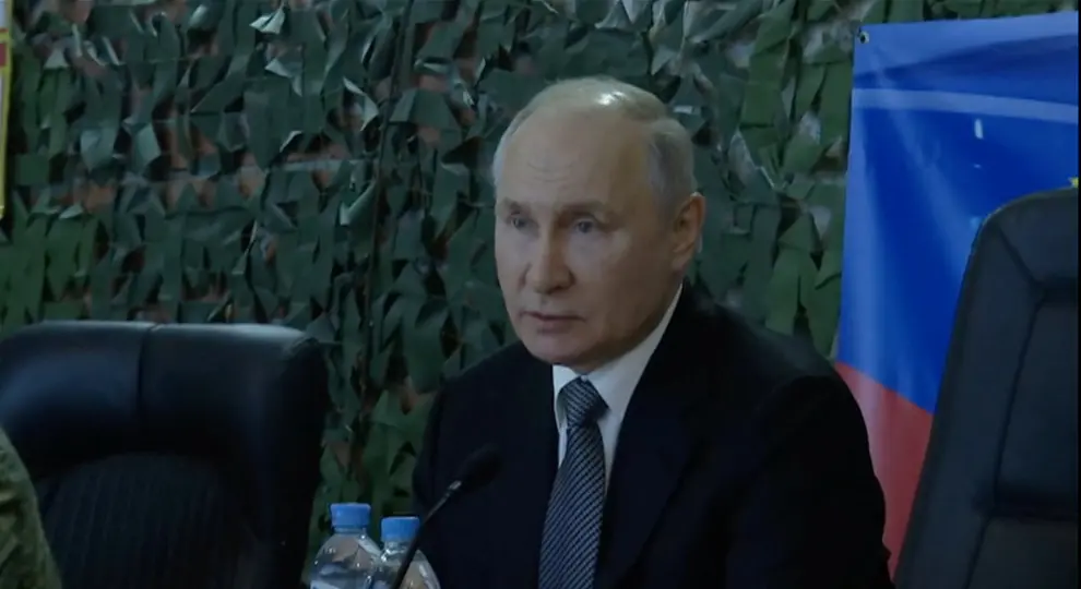 El presidente ruso Vladimir Putin visita la región de Kherson