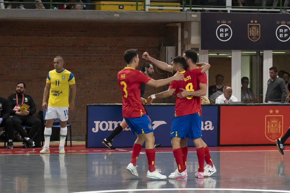 Partido España-Brasil, partido amistoso de fútbol sala en Teruel