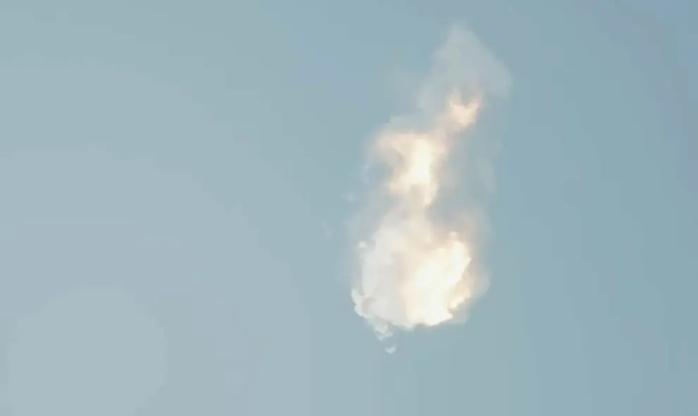 Boca Chica (United States), 20/04/2023.- A frame grab from a handout livestream video released by SpaceX showing the launch of inaugural test flight of Starship on the second attempt at the SpaceX launch facility in Boca Chica, Texas, USA, 20 April 2023. The initial launch attempt was scrubbed on 17 April, due to a stuck valve. (Estados Unidos) EFE/EPA/SPACEX HANDOUT HANDOUT EDITORIAL USE ONLY/NO SALES
 USA SPACEX LAUNCH