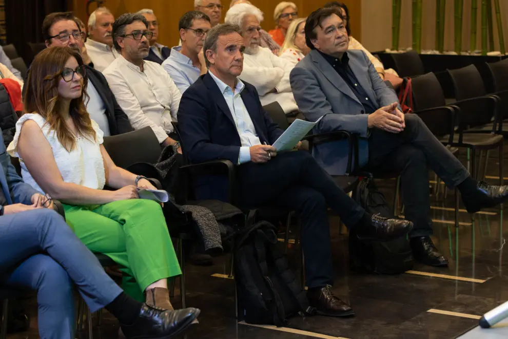 Presentación de la candidatura de Teruel Existe en Zaragoza con Tomás Guitarte