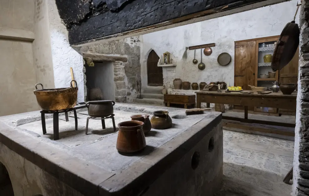 Antigua cocina del monasterio de las canonesas en Zaragoza.